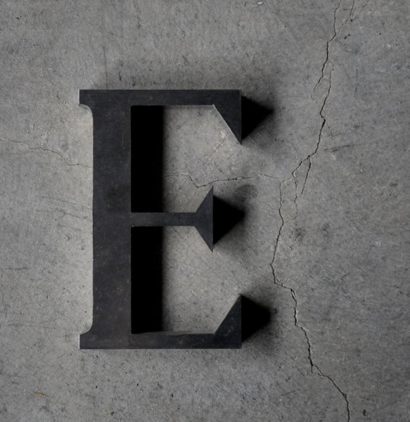 画像1: U.S.A. antique SIGN【E】 アメリカアンティーク メタル アルファベット レターサイン 【E】ヴィンテージ 1950-70's (1)
