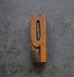 画像1: U.S.A. antique Letterpress 【p】アメリカアンティーク 木製プリンターブロック Ｈ5cm ヴィンテージ スタンプ ビンテージ はんこ 数字 1900-40's  (1)