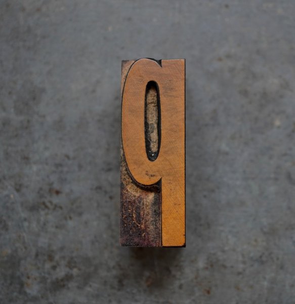 画像1: U.S.A. antique Letterpress 【p】アメリカアンティーク 木製プリンターブロック Ｈ5cm ヴィンテージ スタンプ ビンテージ はんこ 数字 1900-40's  (1)