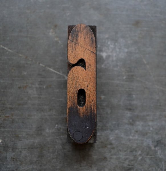 画像1: U.S.A. antique Letterpress 【6/9】アメリカアンティーク 木製プリンターブロック Ｈ6.3ｃｍ ヴィンテージ スタンプ ビンテージ はんこ 数字 1900-40's  (1)