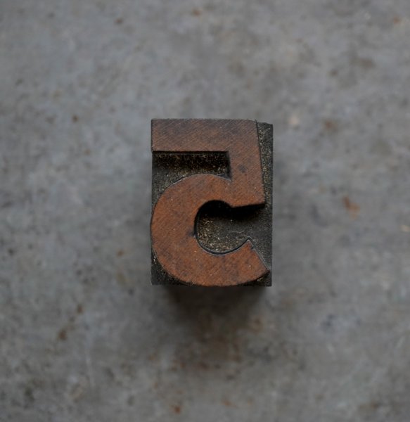 画像1: U.S.A. antique Letterpress 【5】アメリカアンティーク 木製プリンターブロック Ｈ2.5cm ヴィンテージ スタンプ ビンテージ はんこ 数字 1900-40's  (1)