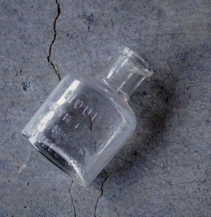 画像: U.S.A. antique Glass Bottle アメリカアンティーク ガラスボトル ガラス瓶 1900-20's