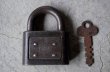 画像3: SALE【30%OFF】U.S.A. antique YALE PADLOCK アメリカアンティーク  刻印入 パドロック 南京錠 ヴィンテージ ビンテージ 1940－60's (3)