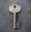 画像2: ENGLAND antique KEY イギリスアンティークキー ヴィンテージキー 鍵  パドロックキー ヴィンテージ 1950-70s (2)