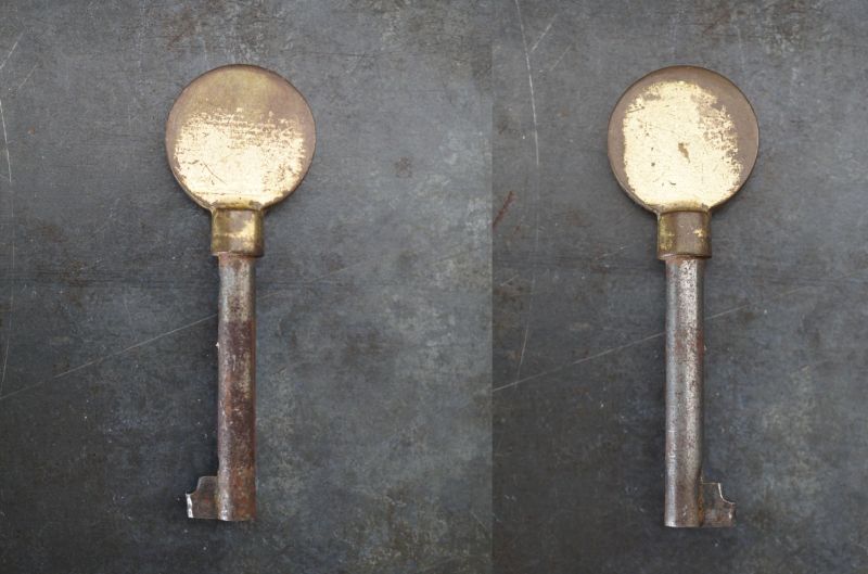 画像2: FRANCE antique KEY フランスアンティークキー 鍵 装飾 チェスト・キャビネットキー 1890-1920's