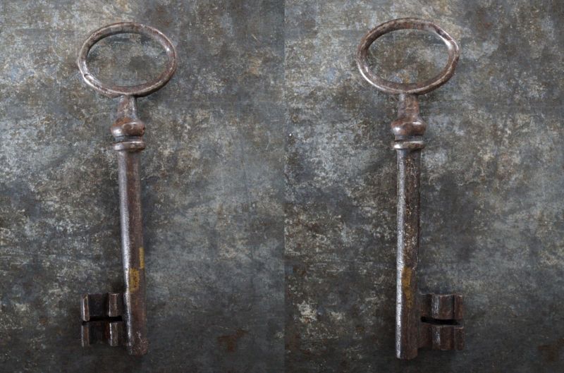 画像2: FRANCE antique KEY フランスアンティークキー 大きな鍵 H9.7cm 1890-1920's