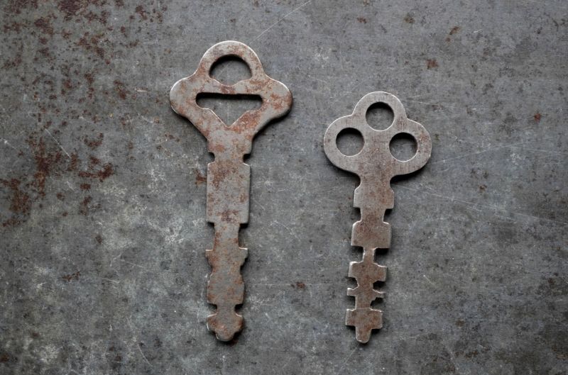 画像4: U.S.A. antique KEYS 2pcs アメリカアンティークキー ヴィンテージキー 鍵 2本セット ヴィンテージ 1940-70s