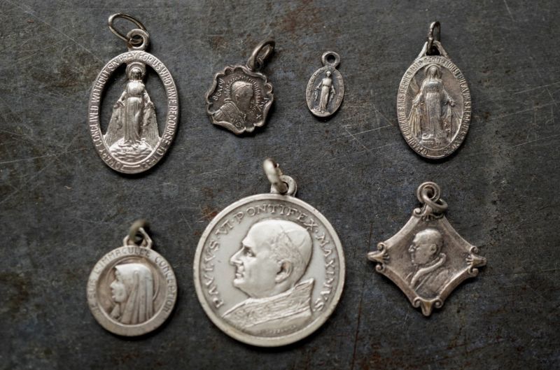 画像2: FRANCE antique MEDAILLE 7pcs フランスアンティーク メダイユ 7個セット ロザリオ  1930-50's