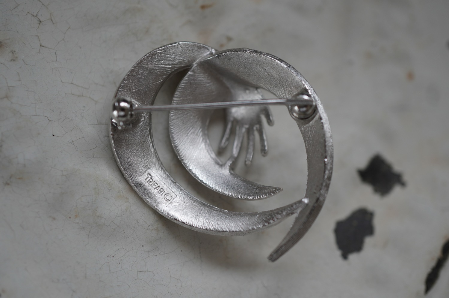 画像4: U.S.A .antique TRIFARI Brooch アメリカアンティーク トリファリ ブローチ コスチュームジュエリー ヴィンテージ ブローチ 1950-80's 