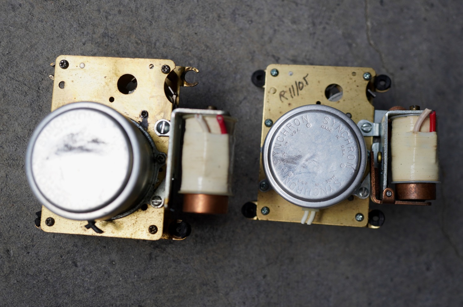 画像2: U.S.A. antique wall clock MOVEMENT PARTS 2pcs アメリカアンティーク 掛け時計 ムーブメント 機械部品 2個セット ジャンク ヴィンテージ 1940-70's